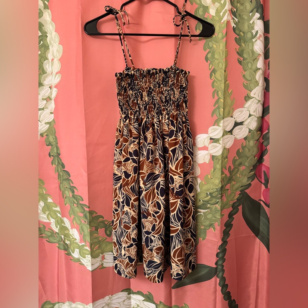 Manuhealii Dress
